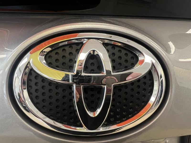 toyota RAV4 2018 - 10