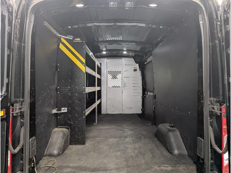 ford Transit fourgon utilitaire 2019 - 8