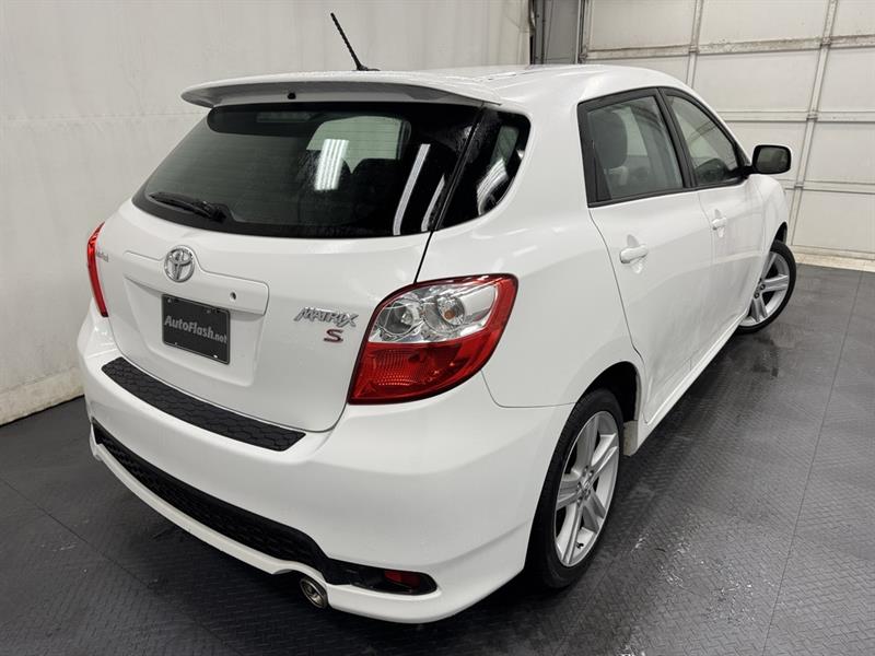 toyota Matrix 2011 - 9