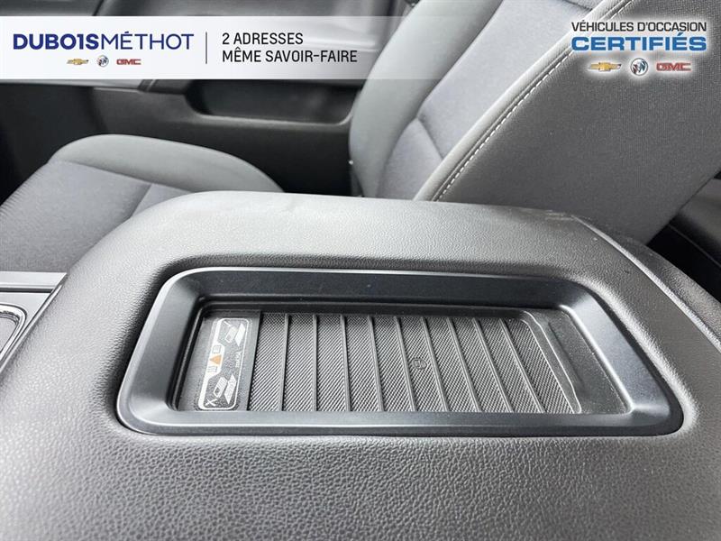 chevrolet Silverado 1500 2017 - 24