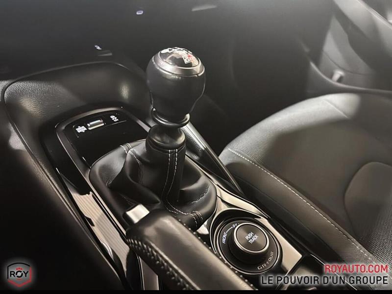 toyota GR Corolla 2023 - 14