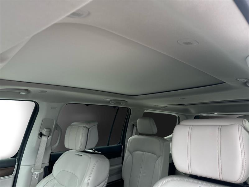 jeep Grand Wagoneer 2022 - 16