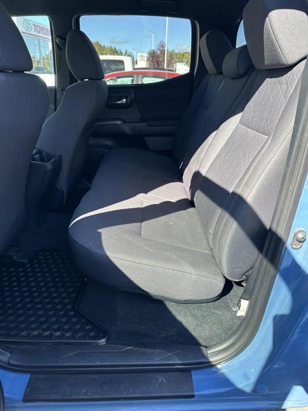 toyota Tacoma 2019 - 10