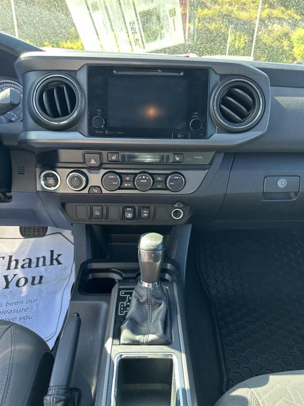 toyota Tacoma 2019 - 14