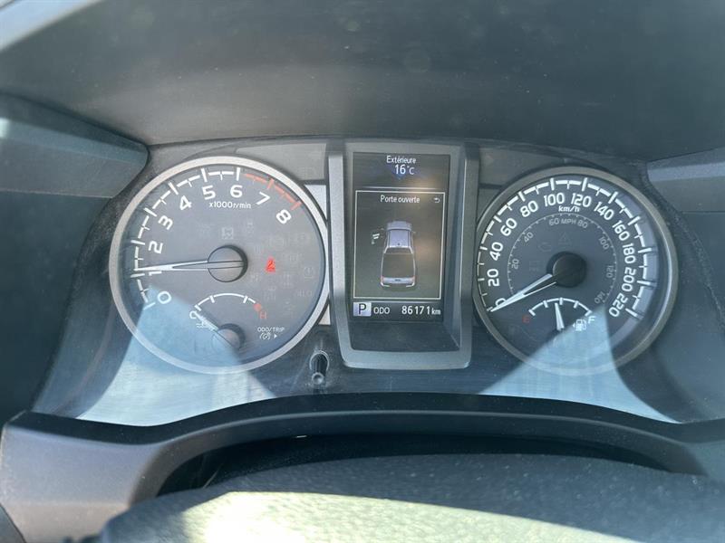 toyota Tacoma 2019 - 17