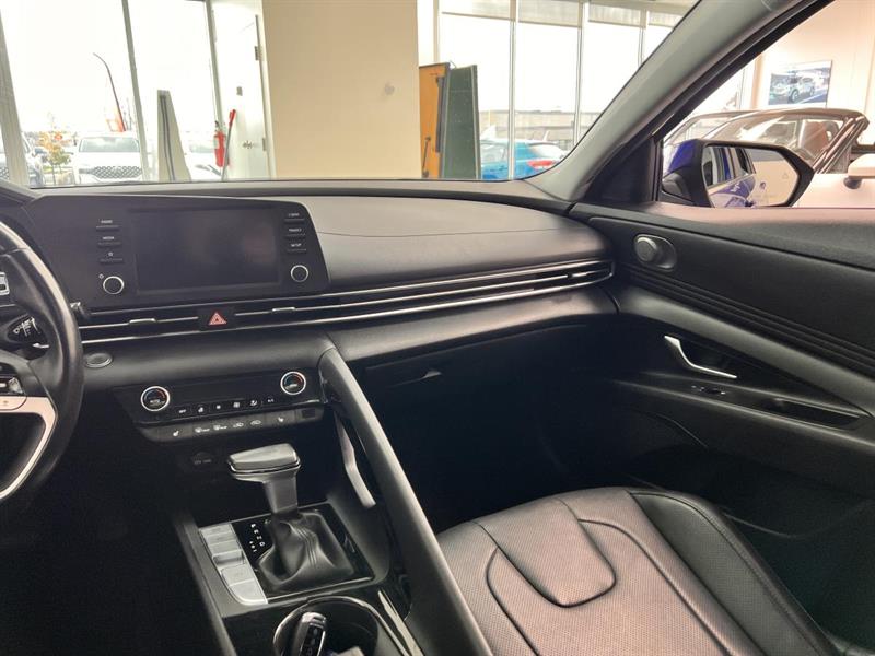 hyundai Elantra 2022 - 16