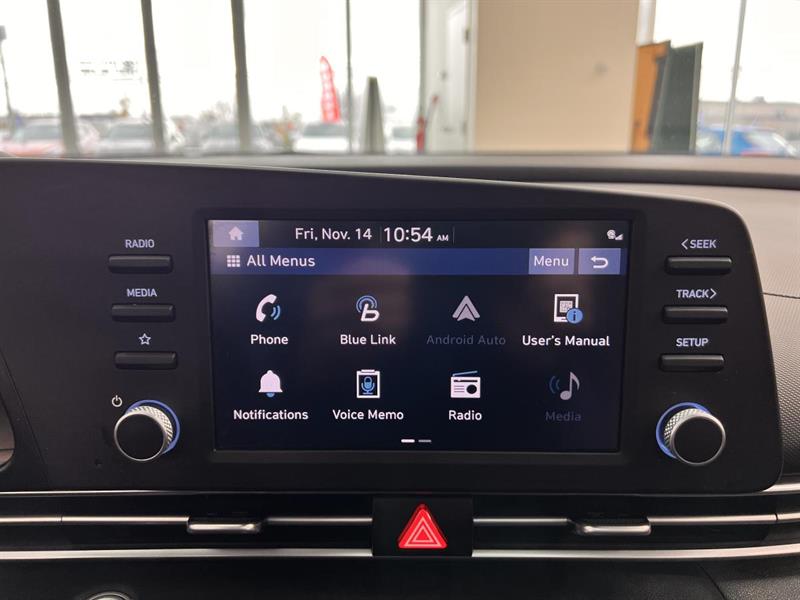 hyundai Elantra 2022 - 26