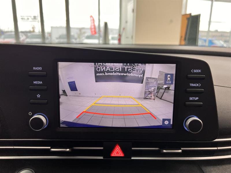 hyundai Elantra 2022 - 27