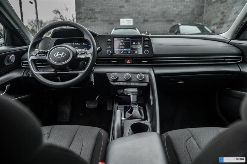 hyundai Elantra 2024 - 24