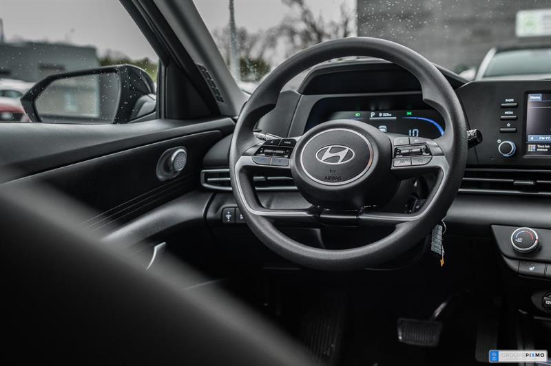 hyundai Elantra 2024 - 25