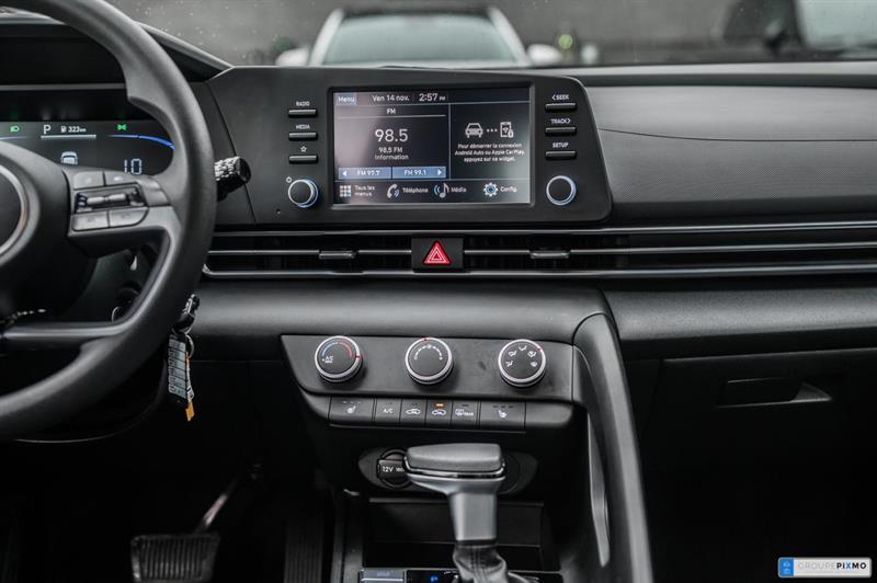 hyundai Elantra 2024 - 26