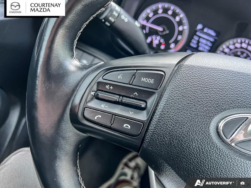 hyundai Venue 2022 - 25