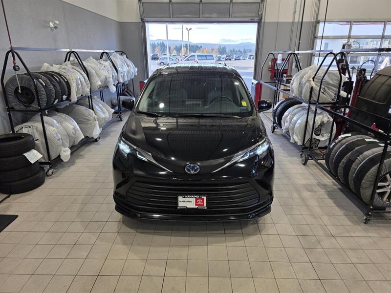 toyota Sienna Hybrid 2024 - 3