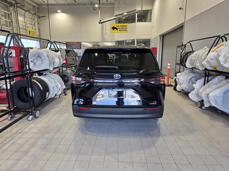 toyota Sienna Hybrid 2024 - 6