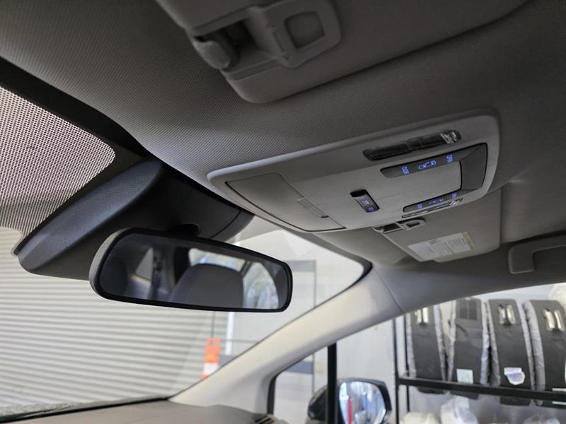 toyota Sienna Hybrid 2024 - 26