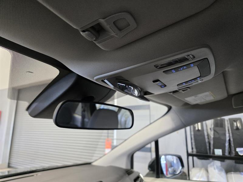 toyota Sienna Hybrid 2024 - 27