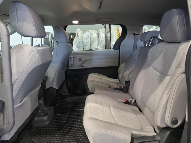 toyota Sienna Hybrid 2024 - 31