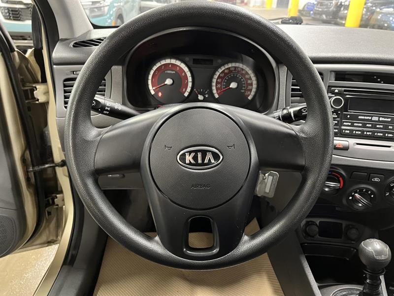 kia Rio 2011 - 10