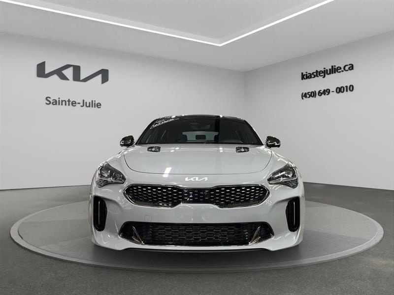 kia Stinger 2022 - 10