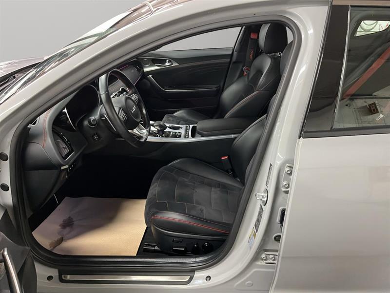 kia Stinger 2022 - 18