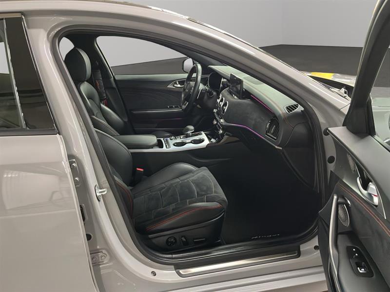 kia Stinger 2022 - 19