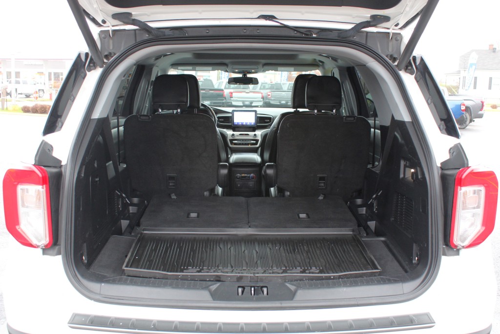 ford Explorer 2022 - 11