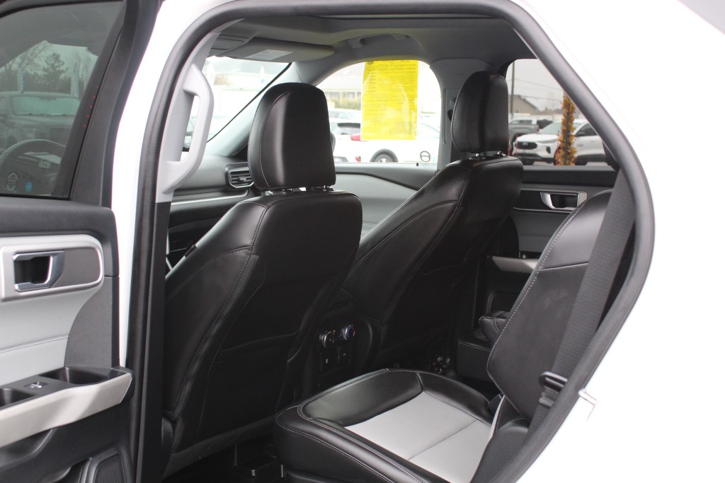 ford Explorer 2022 - 15