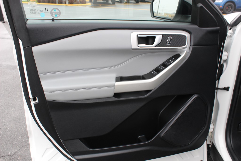 ford Explorer 2022 - 29