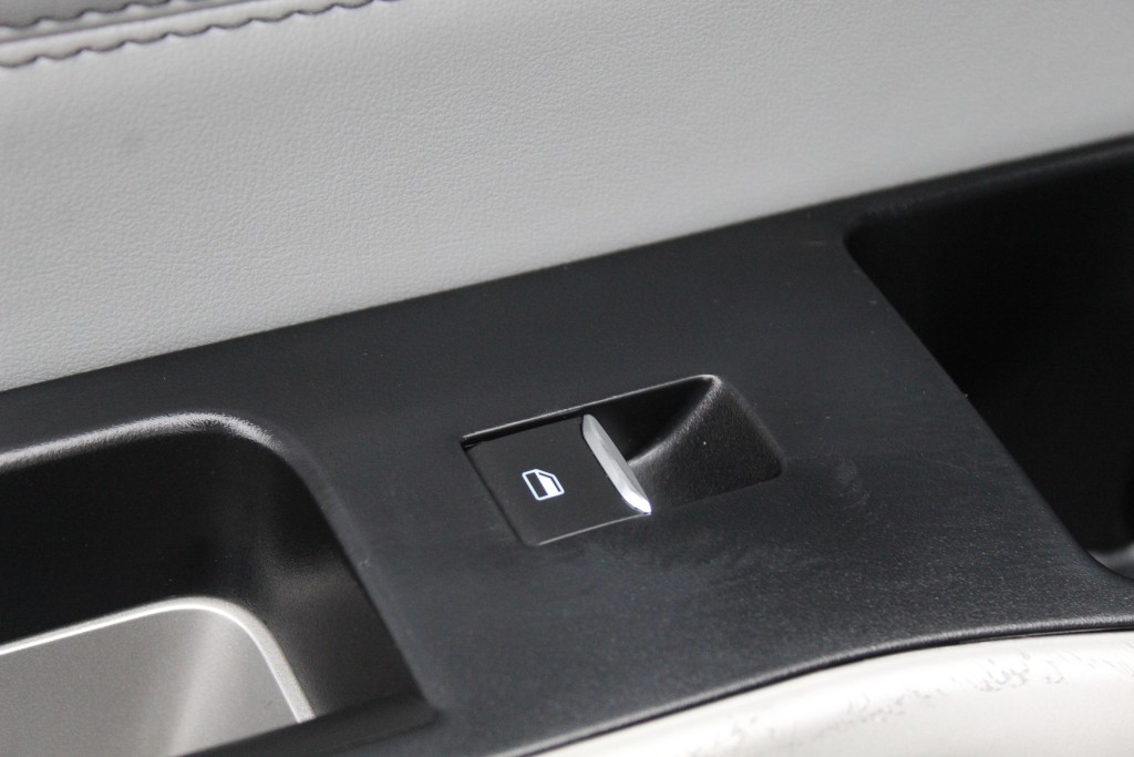 ford Explorer 2022 - 33