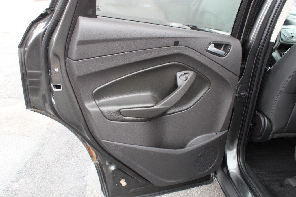 ford Escape 2016 - 24