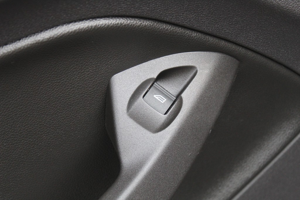 ford Escape 2016 - 25