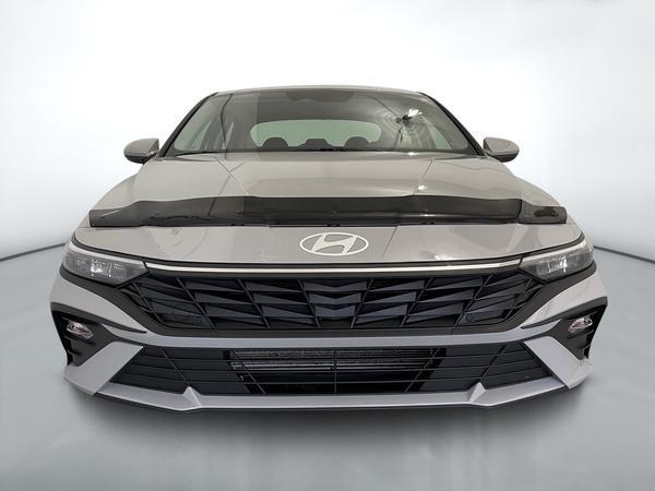 hyundai Elantra 2025 - 2