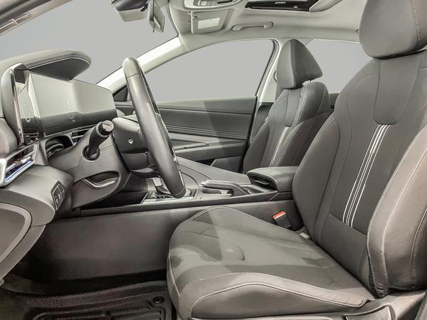 hyundai Elantra 2025 - 11