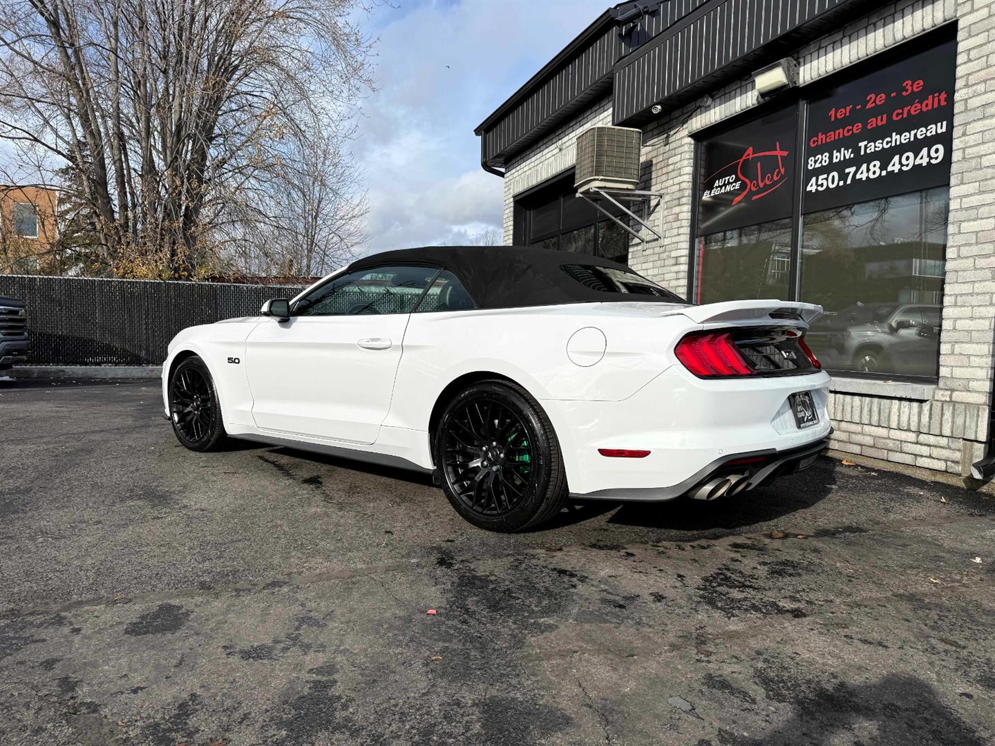 ford Mustang 2021 - 19