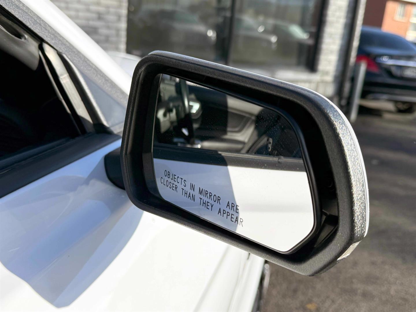 ford Mustang 2021 - 26