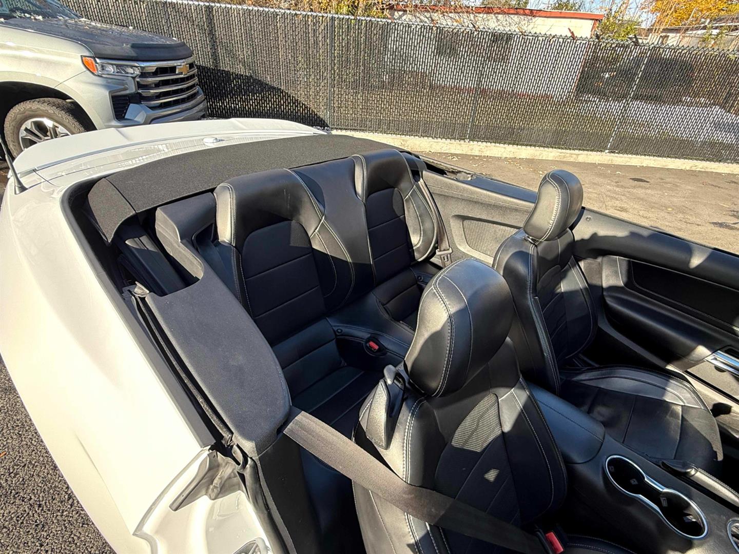 ford Mustang 2021 - 27