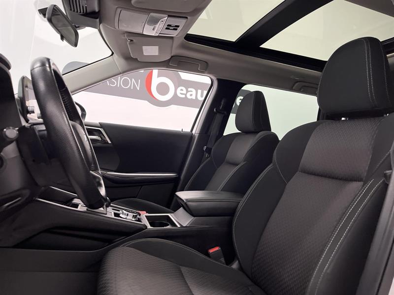 mitsubishi Outlander 2022 - 8