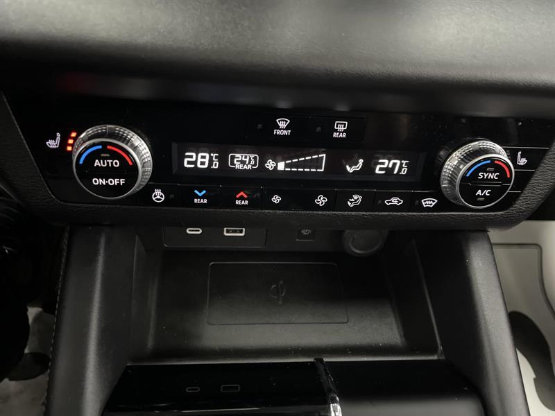 mitsubishi Outlander 2022 - 16