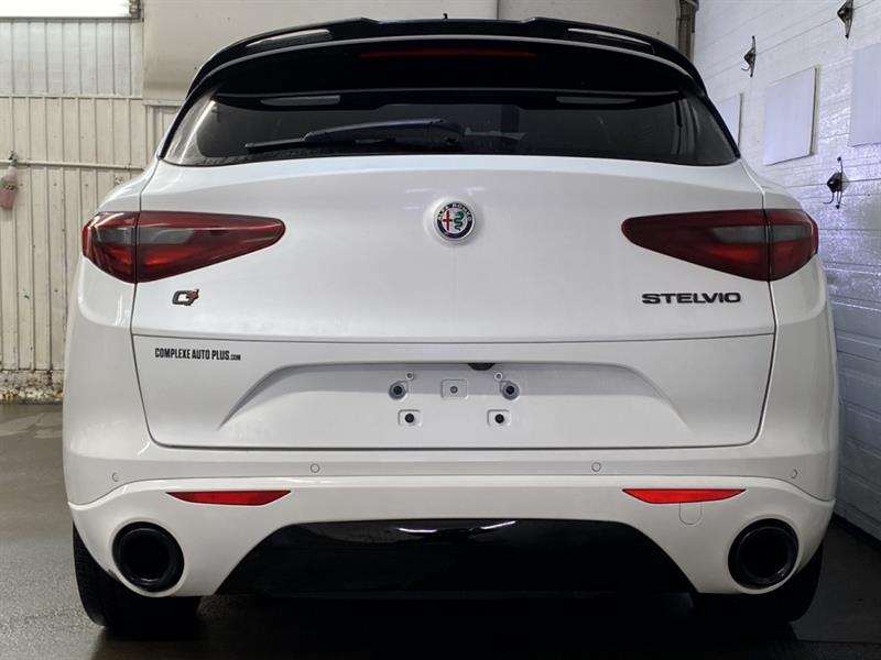 alfa romeo Stelvio 2020 - 7