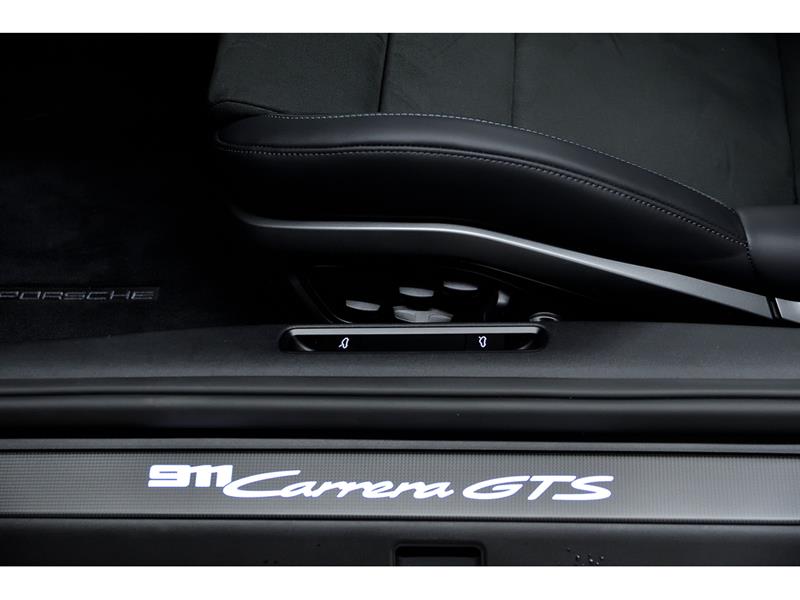 porsche 911 2026 - 16
