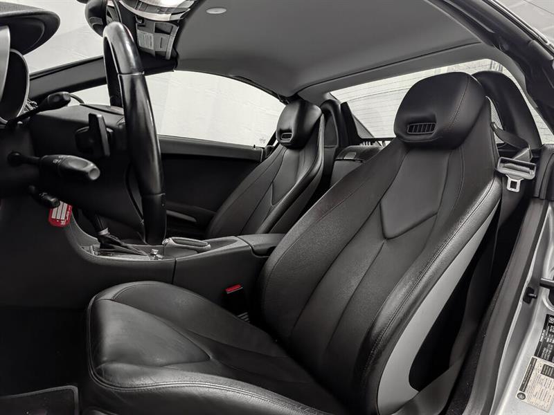 mercedes-benz SLK-Class 2011 - 9