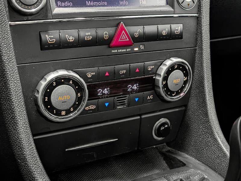 mercedes-benz SLK-Class 2011 - 13