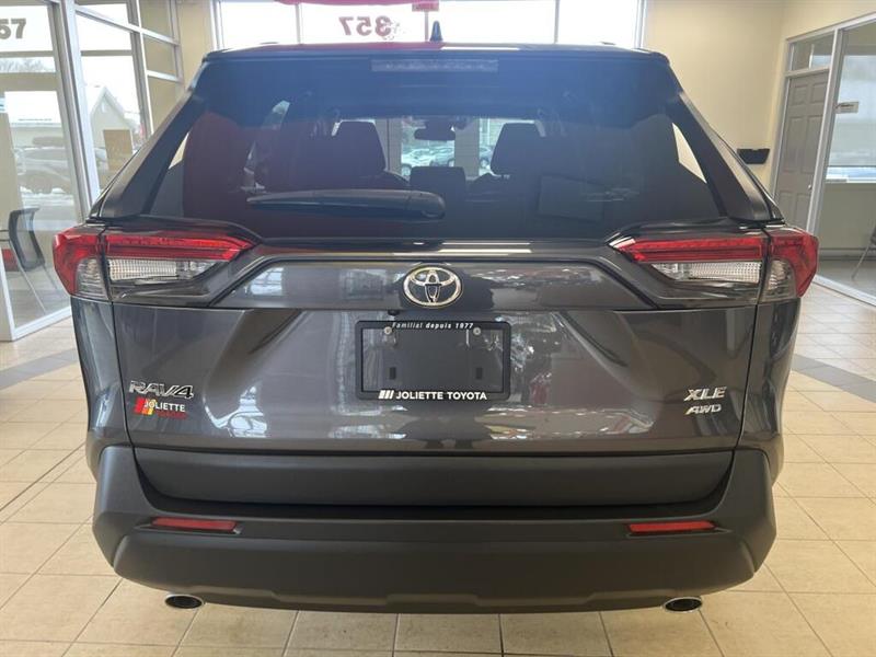 toyota RAV4 2023 - 8