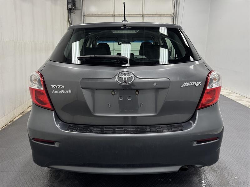 toyota Matrix 2010 - 6