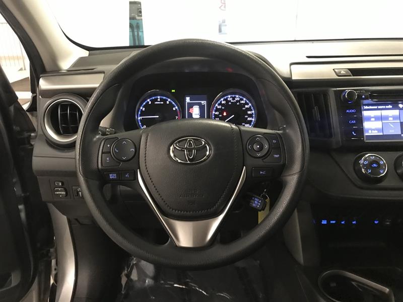 toyota RAV4 2018 - 12