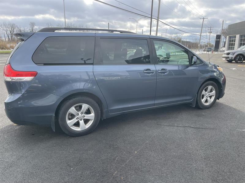 toyota Sienna 2013 - 6