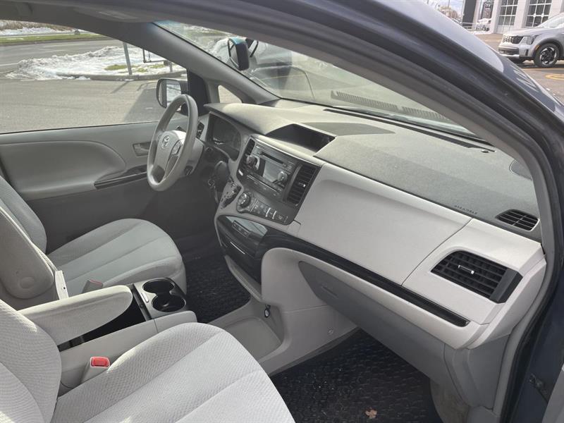 toyota Sienna 2013 - 10