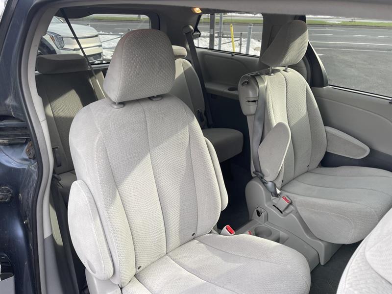 toyota Sienna 2013 - 11