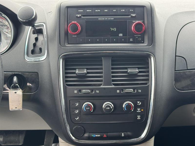 dodge Grand Caravan 2015 - 23