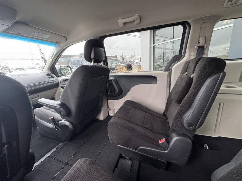 dodge Grand Caravan 2015 - 28